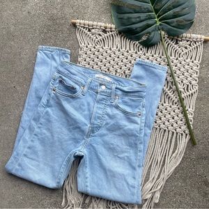 Levi’s Wedgie Skinny Jeans Size 25